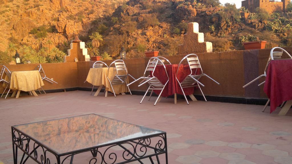 La Maison Traditionnelle Hotel Et Guesthouse Tafraout Bagian luar foto