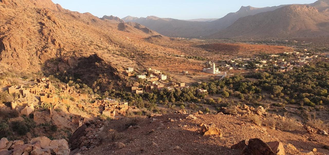 La Maison Traditionnelle Hotel Et Guesthouse Tafraout Bagian luar foto