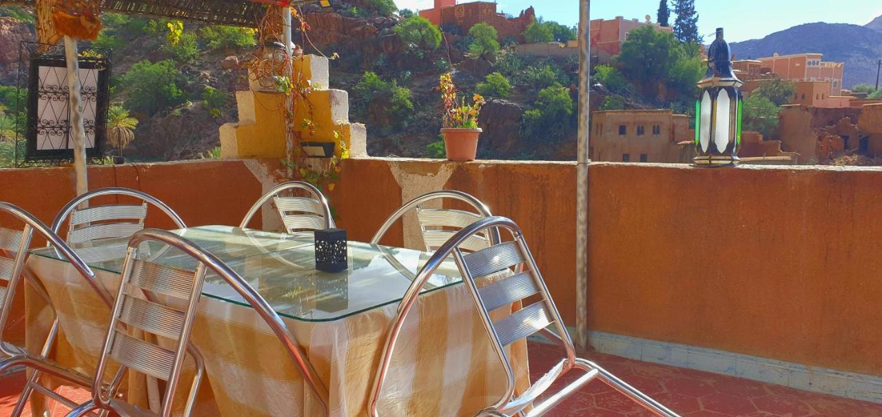 La Maison Traditionnelle Hotel Et Guesthouse Tafraout Bagian luar foto